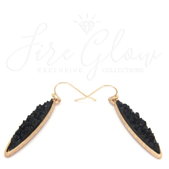 Teardrop / Marquise Shape Black Druzy Earrings - Picture 3 of 8